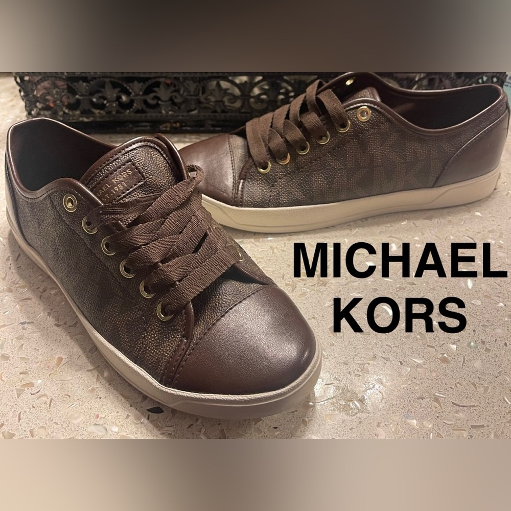 Michael Kors Brown Signature Shoes 6.5 NWT